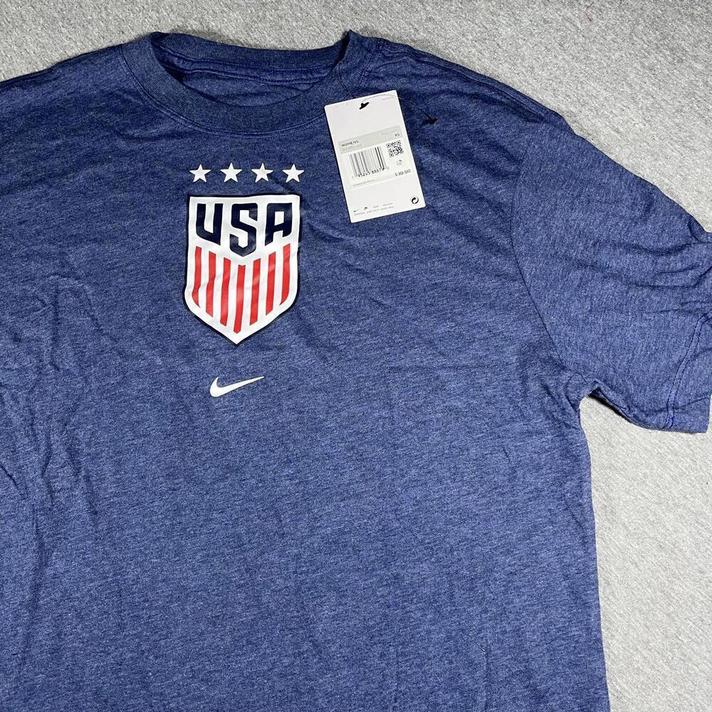 NWT Nike Team Woman’s Extra Small USA The Nike Tee Graphic T-Shirt New With tags